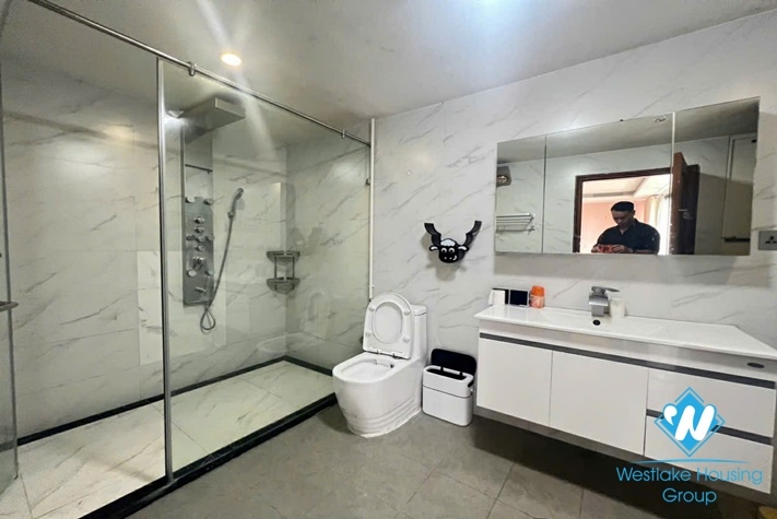 Beautiful house with 4 bedrooms for rent in Dang Thai Mai, near the lake .